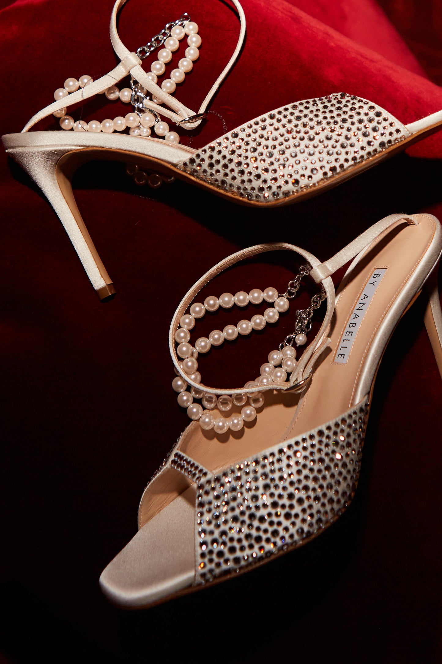 COSMOPOLITAN CRYSTAL WHITE