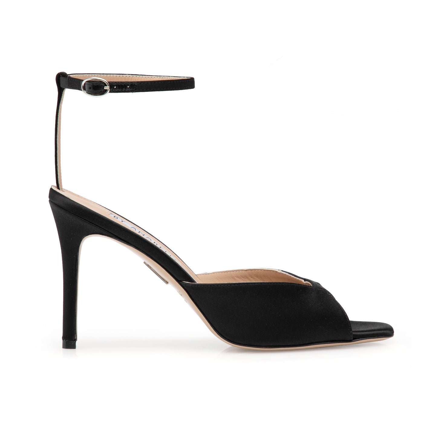 COSMOPOLITAN MINIMAL BLACK